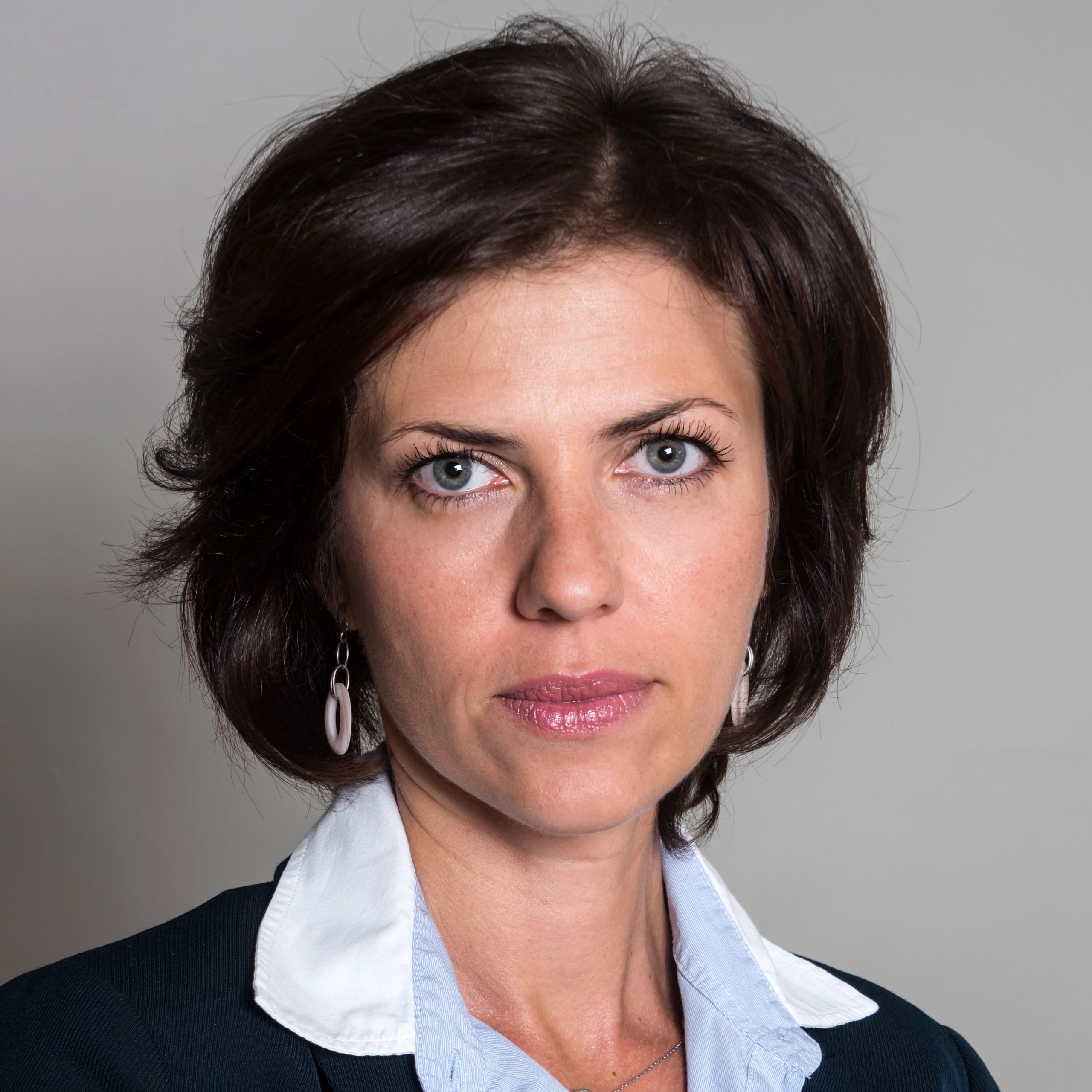 Portrait of policy editor Riley Bennett